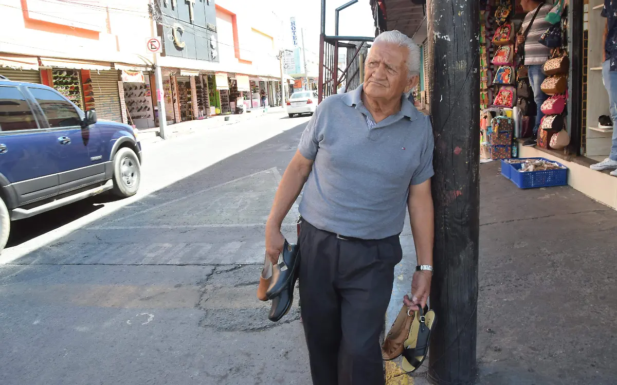 f carmona vendedor (2)