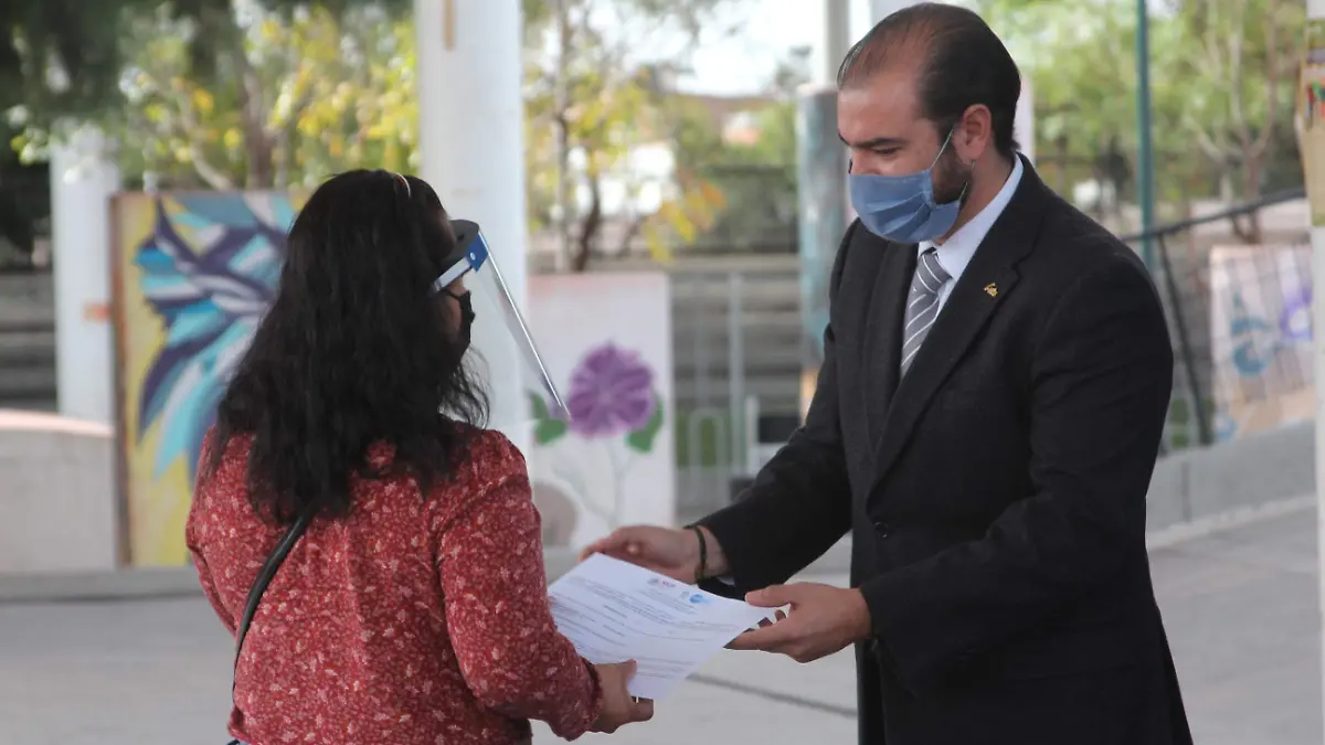 CERTIFICADOS (8)