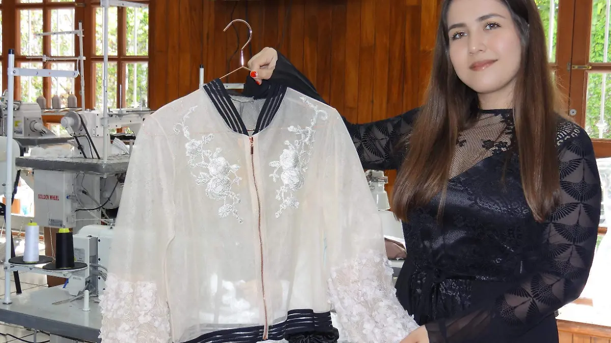 Fernanda Mena ENTOS 2