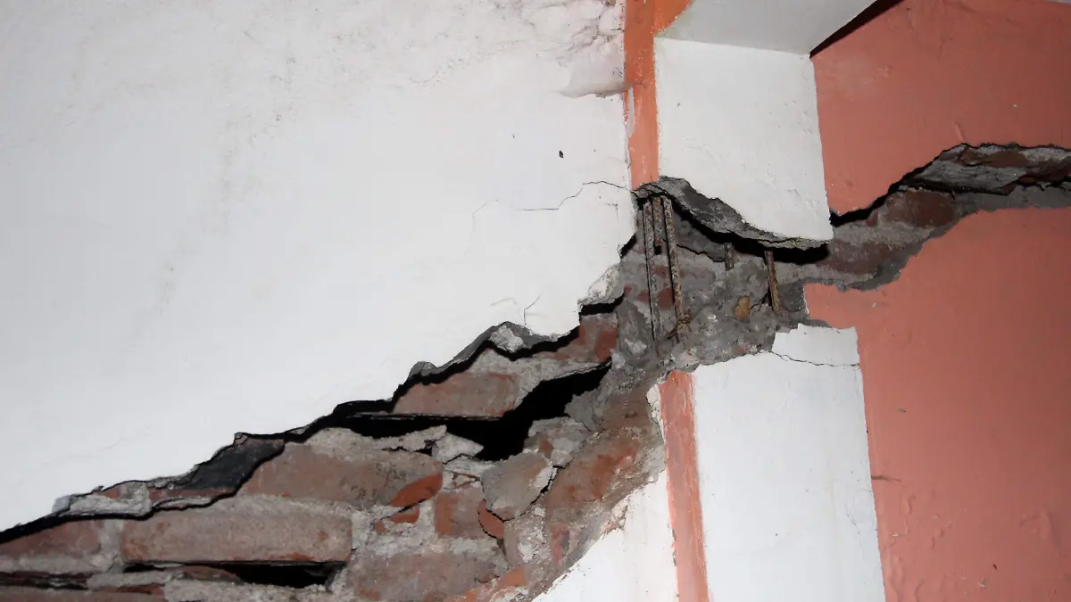 Temen-derrumbe-en-Granja-Las-Amalias2