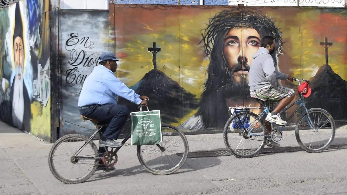 F CARMONA BICICLETA (8)