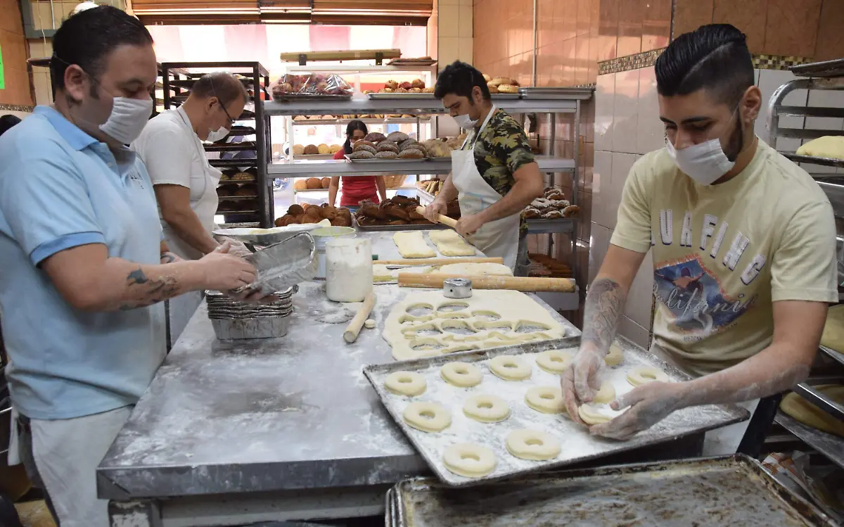 E.CAMACHO - GAS LP 6