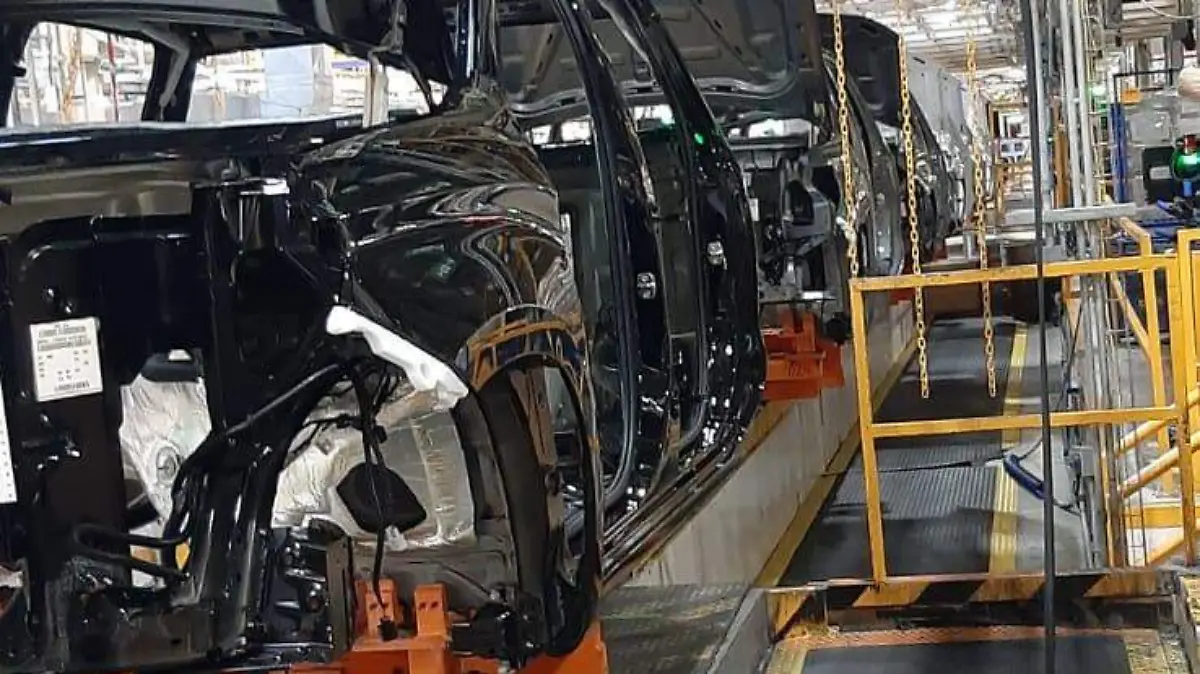 Para-GM-por-escasez-de-microcomponentes-electrónicos