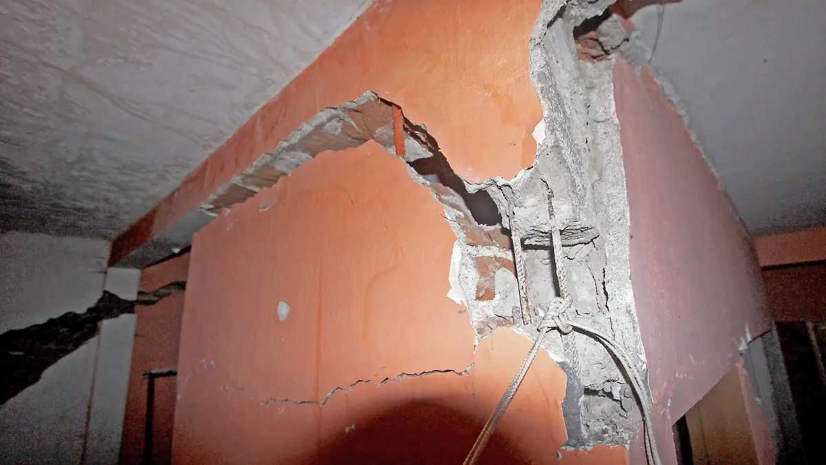 Temen-derrumbe-en-Granja-Las-Amalias3