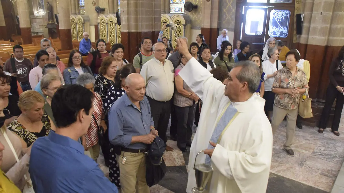 F CARMONA SAN ANTONIO (8)