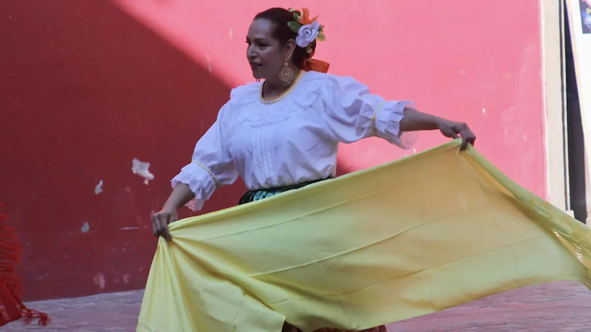 folklórica (7)