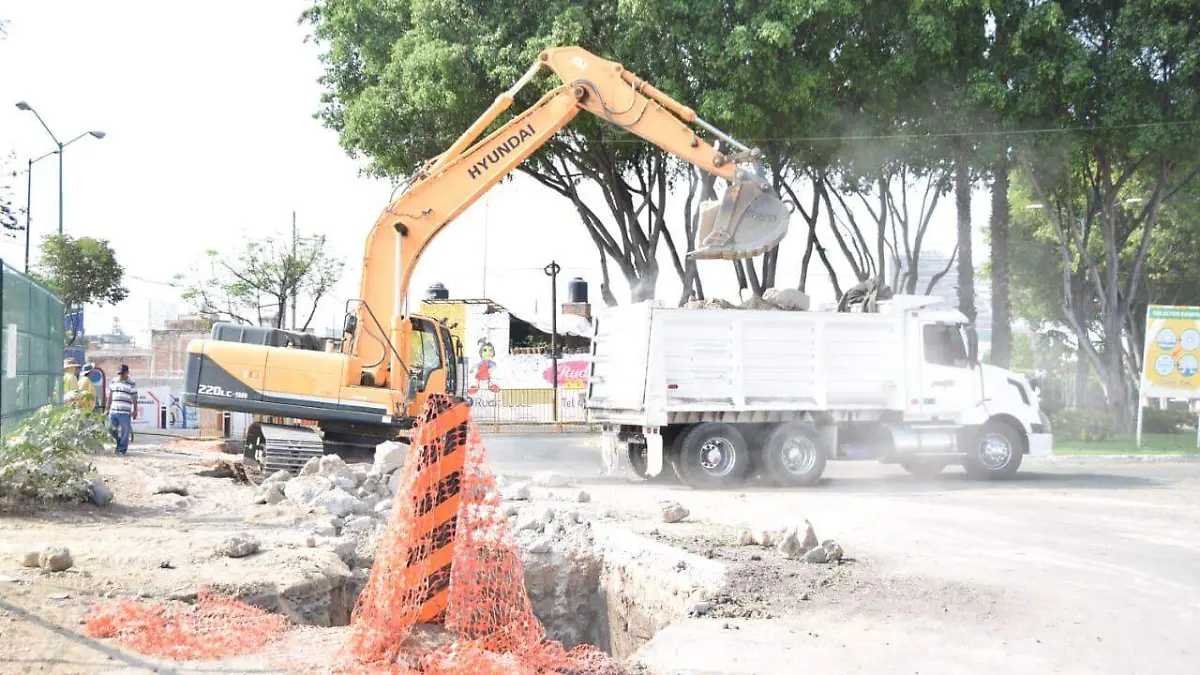 F CARMONA OBRA PUBLICA 6