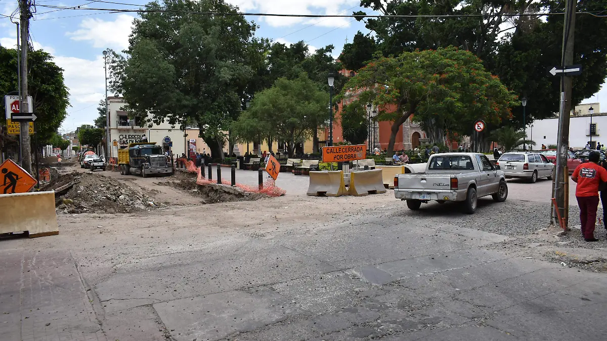 CALLE (7)