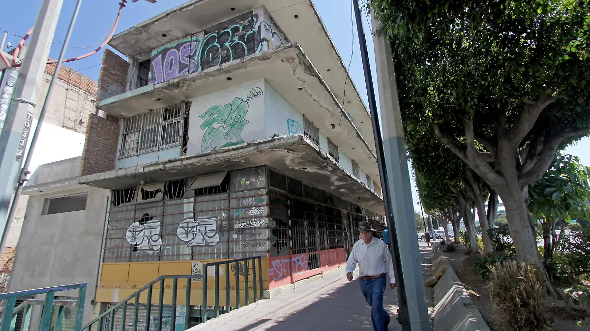 Bulevar-López-Mateos-ha-pasado-a-ser-una-vía-llena-de-inseguridad4