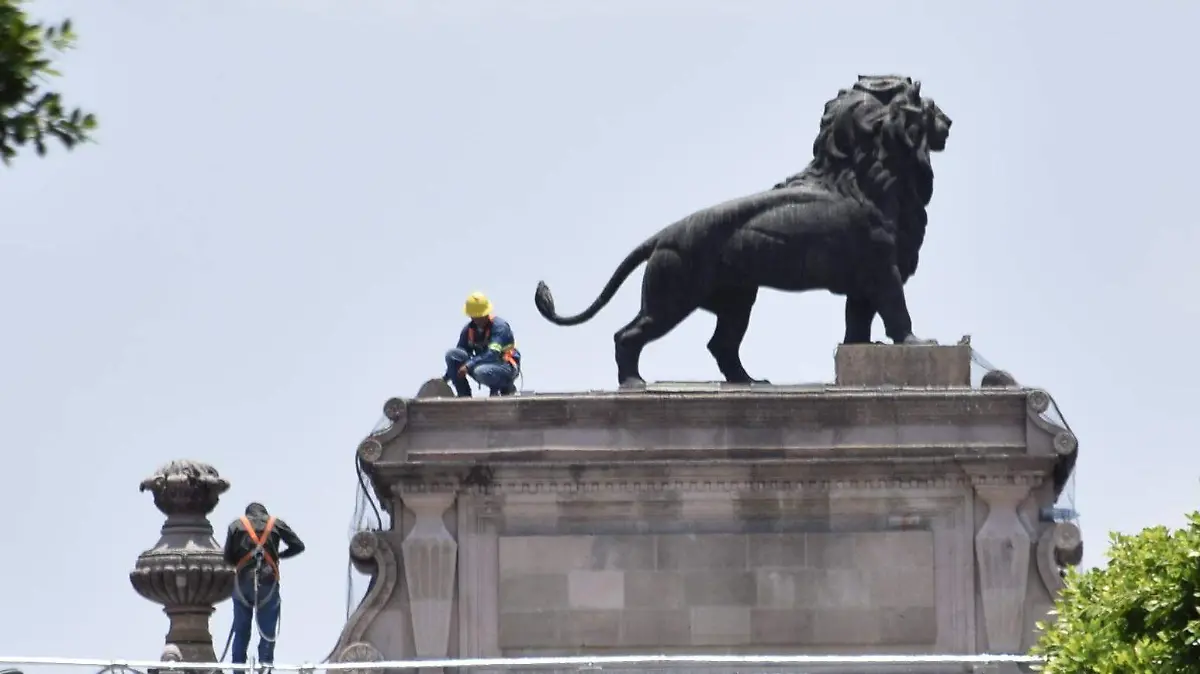 F CARMONA ARCO DE LA CALZADA (5)