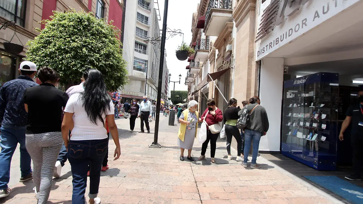 Atrae-Centro-a-más-clientes (1)