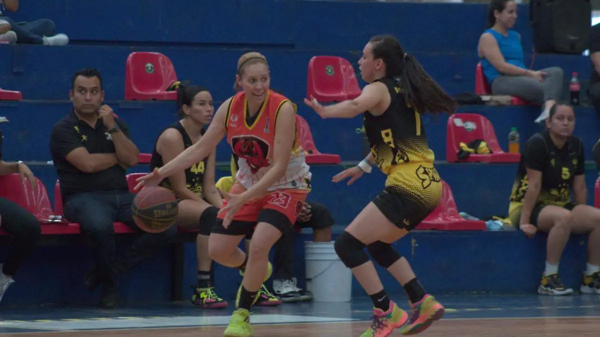 Mieleras-vs-Phoenix-2