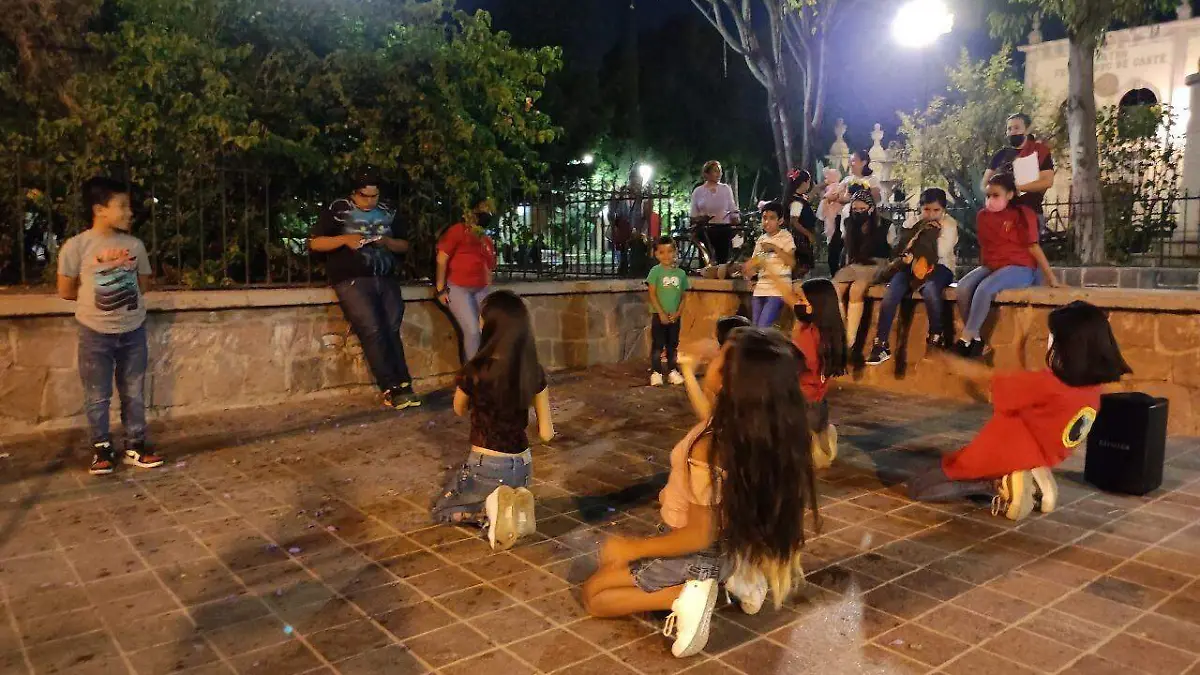 Viacrucis-infantil-3