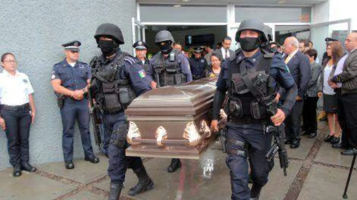 Copia-de-POLICIA-6-471x314