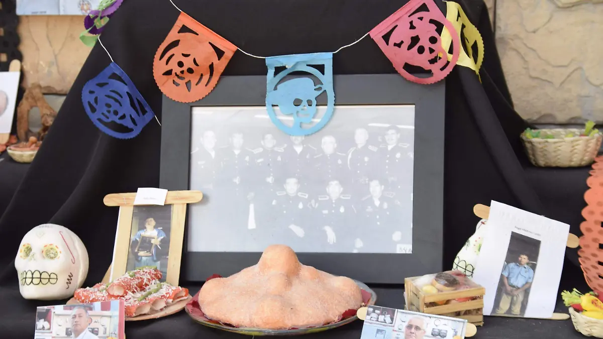 F CARMONA ALTAR BOMBEROS (3)