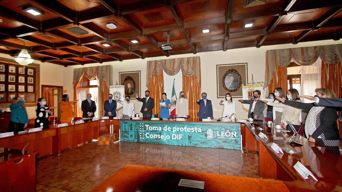 FCO MEZA - PROTESTA DIF (1)