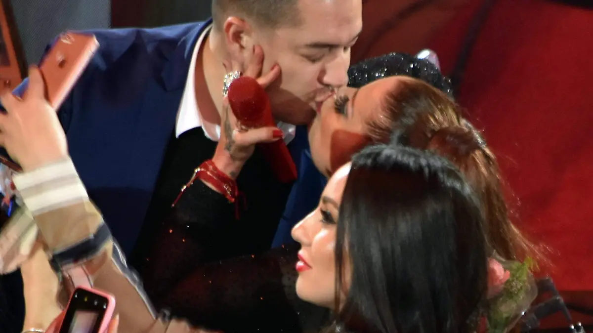 ALEJANDRA GUZMÁN (10)