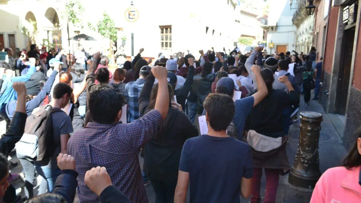 Image 2019-12-07 at 1.08.07 PM