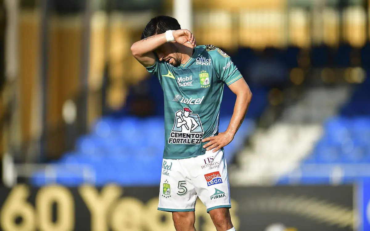 FERNANDO NAVARRO (14)