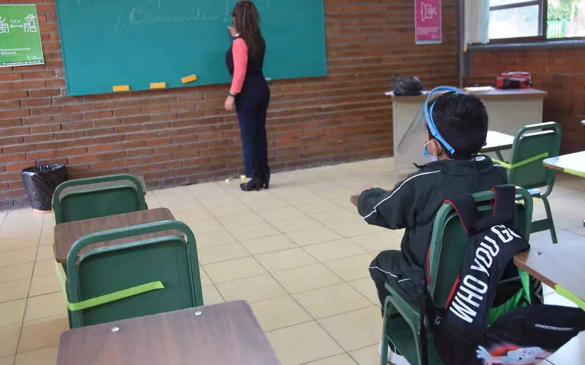 f carmoan regreso a clases (2)
