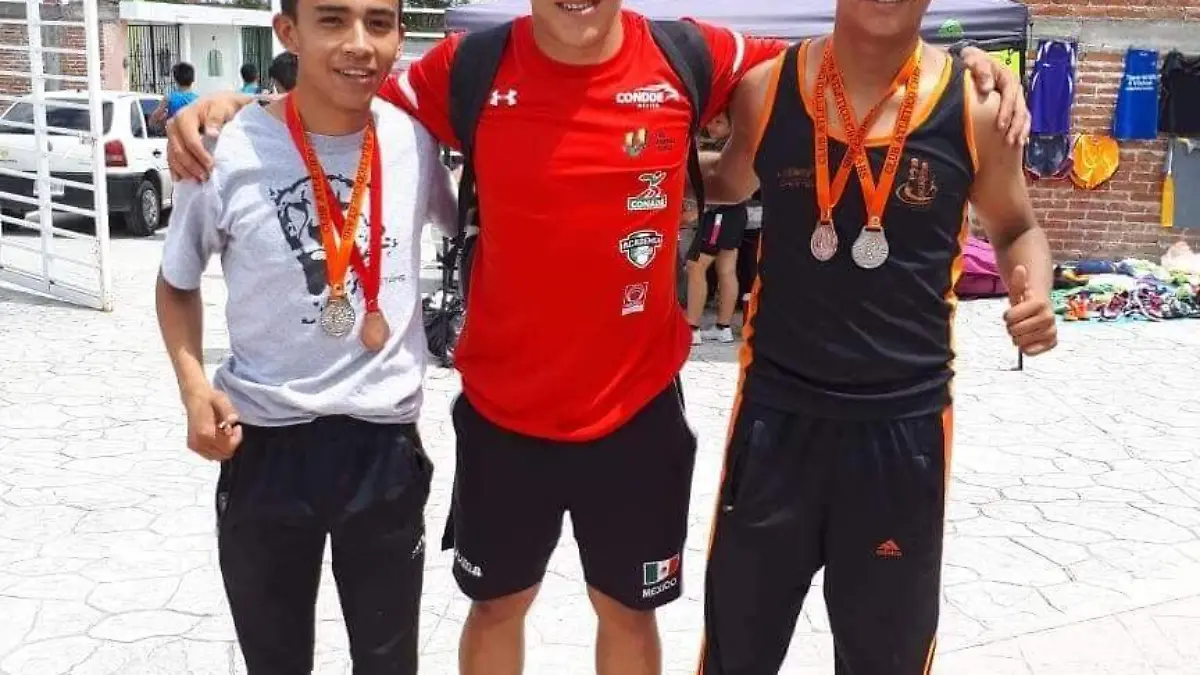 42826152_431548234036510_4136656669780213760_o