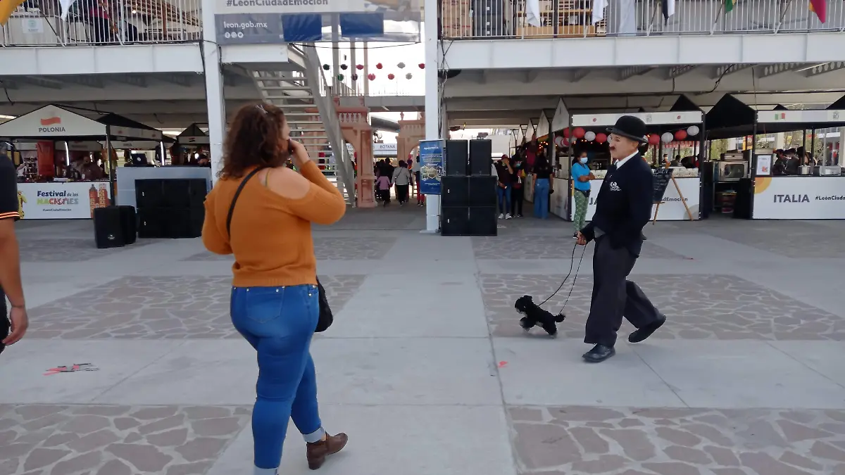 Mimo Christopher un ícono de la Feria de León3