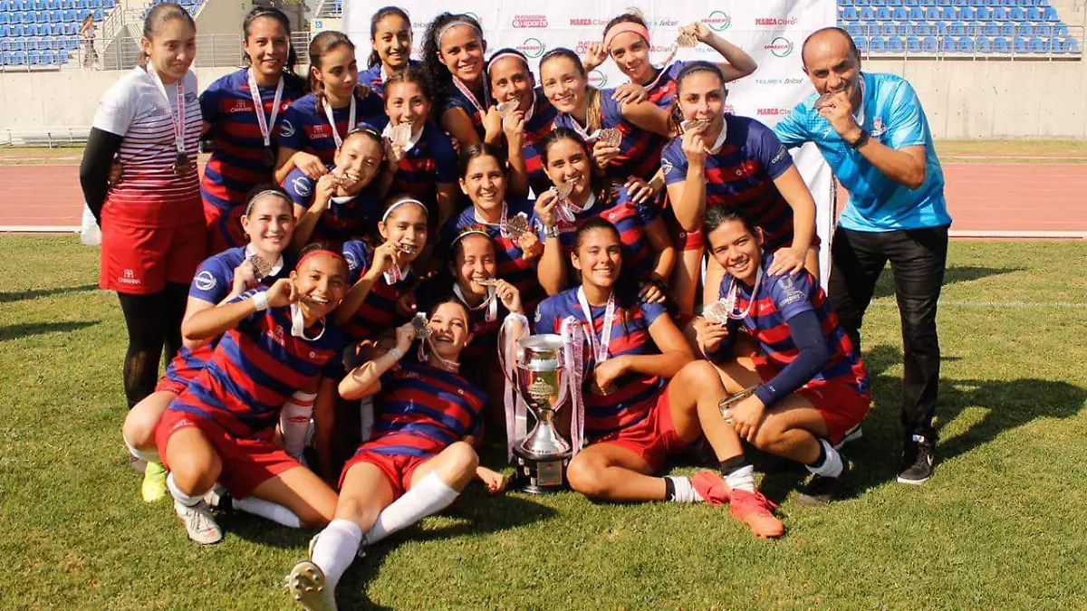 Salle-futbol-femenil
