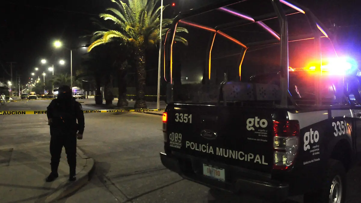 POLICÍA SFR (5)