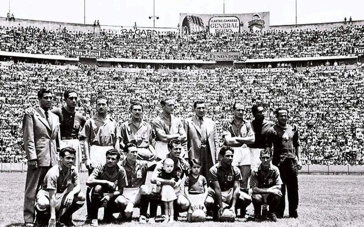 Club León en el Estadio Ciudad de Los Deportes casa de Atlante