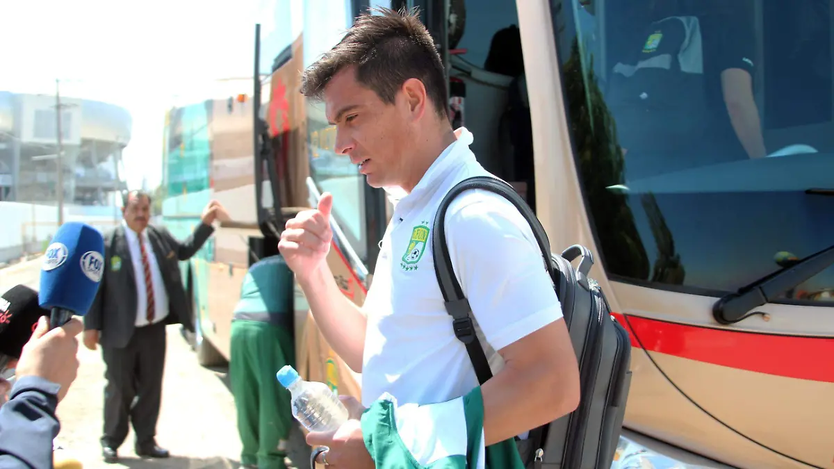 IGNACIO GONZÁLEZ (2)