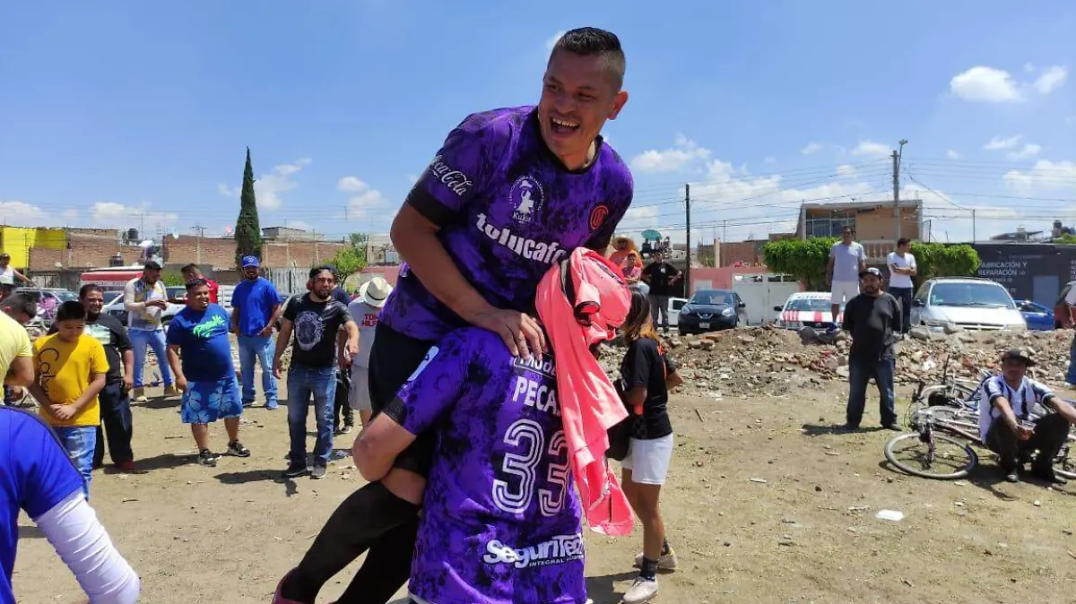 RODRIGO VÁZQUEZ-COMERCIAL (1)