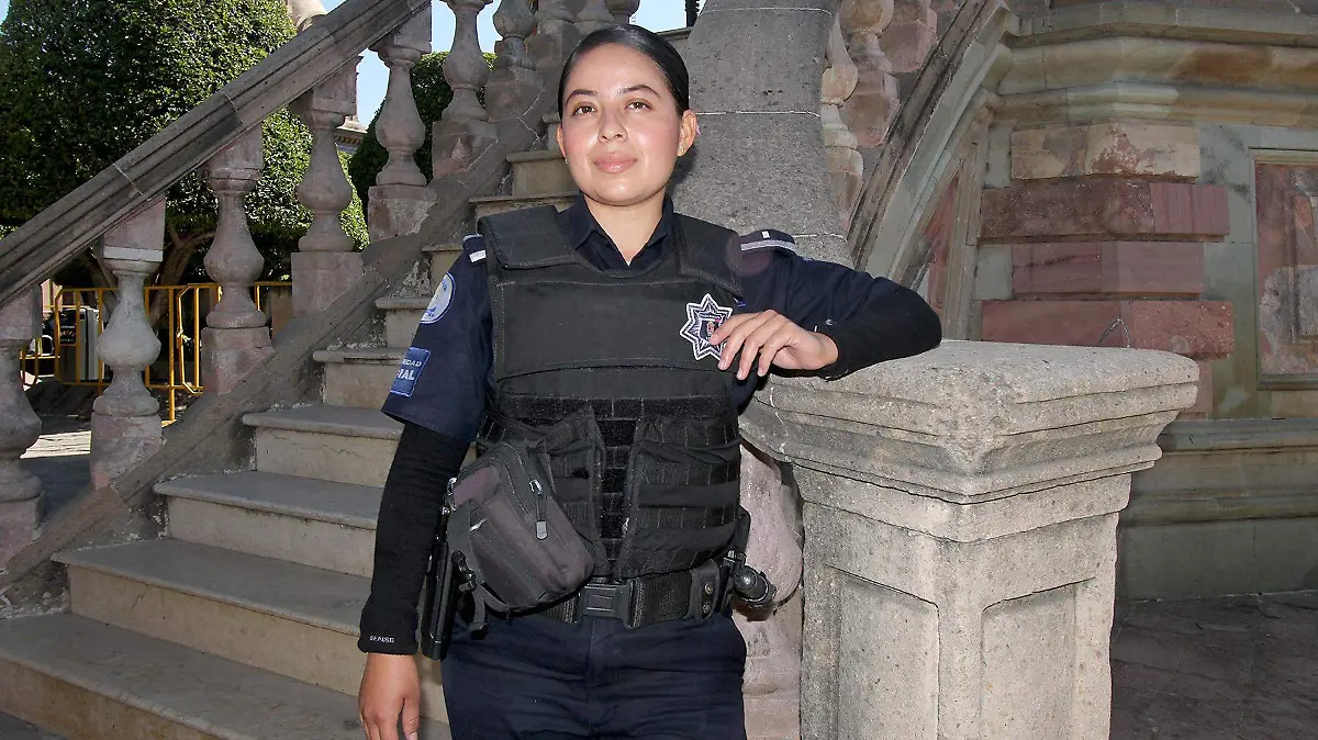 Mujeres-policía-3
