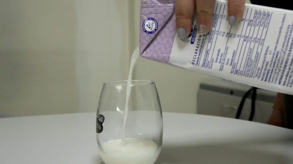 FCO MEZA - DISMINUCIÓN CONSUMO LECHE (1)
