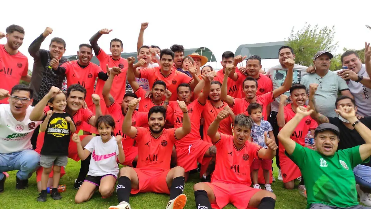 CAMPEONES (1)
