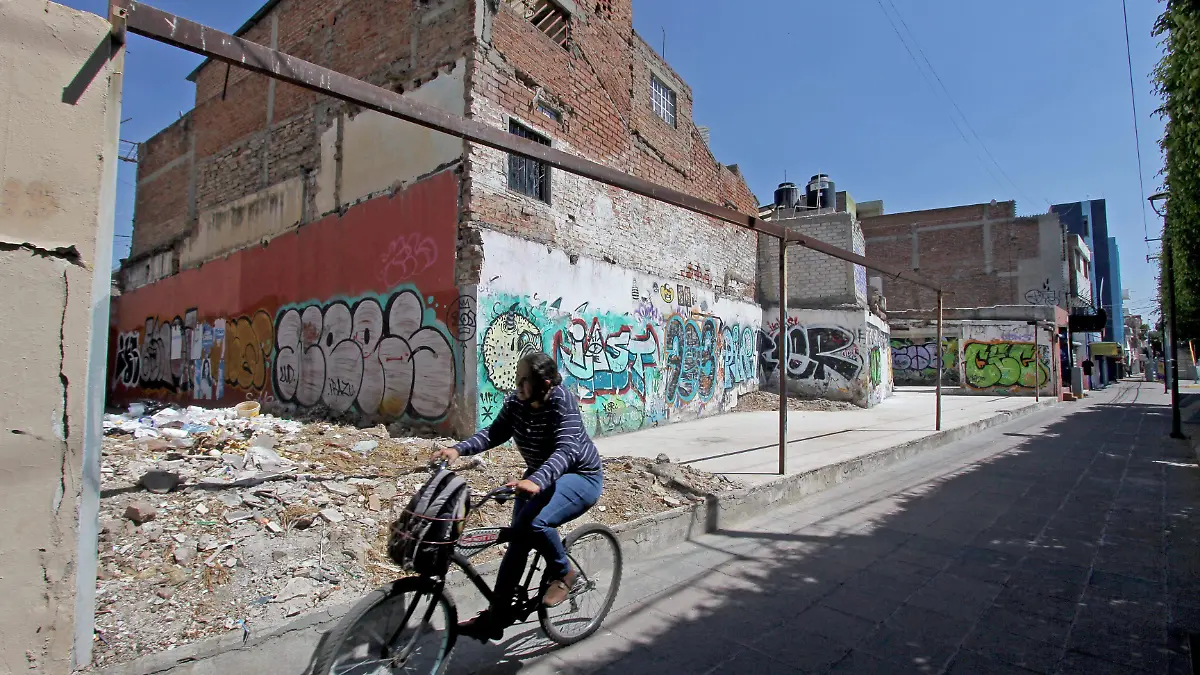 Bulevar-López-Mateos-ha-pasado-a-ser-una-vía-llena-de-inseguridad2