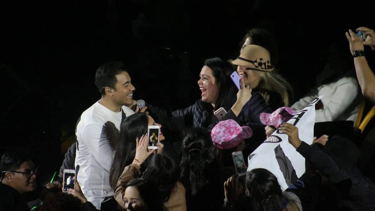 CARLOS RIVERA (9)