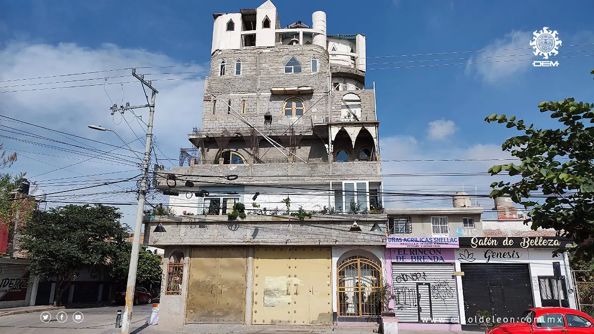  castillo-de-Walt-Delta (3)