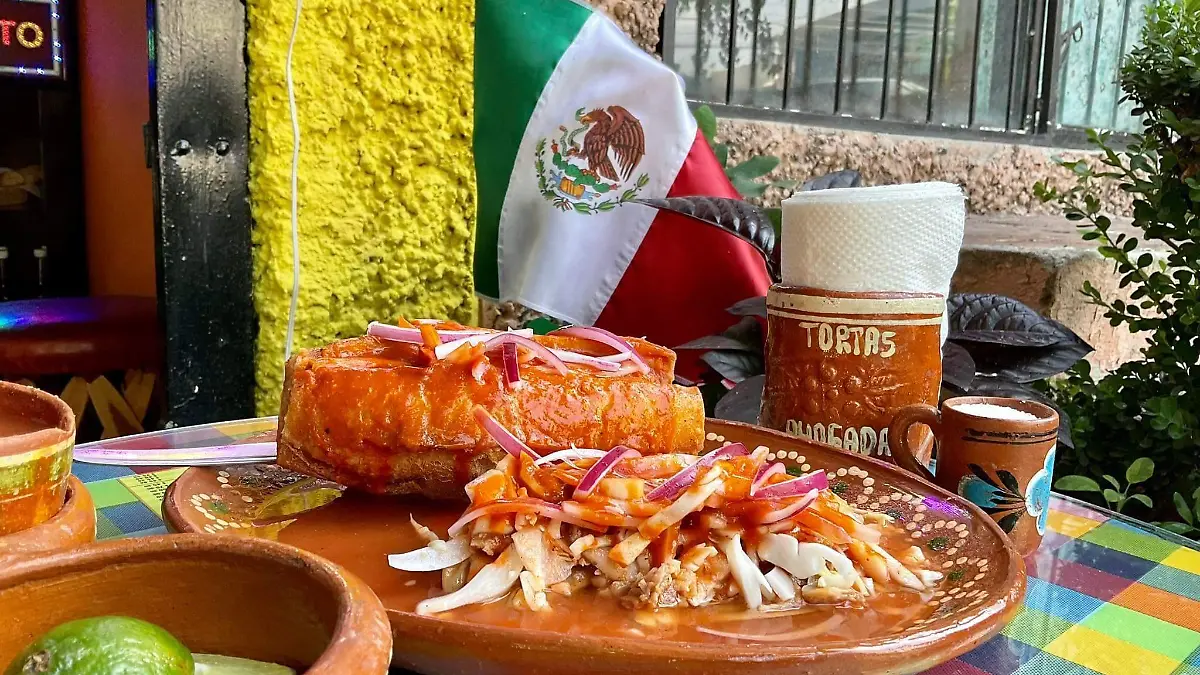 TORTAS AHOGADAS _ GUSTAVO CARREÓN_(13)