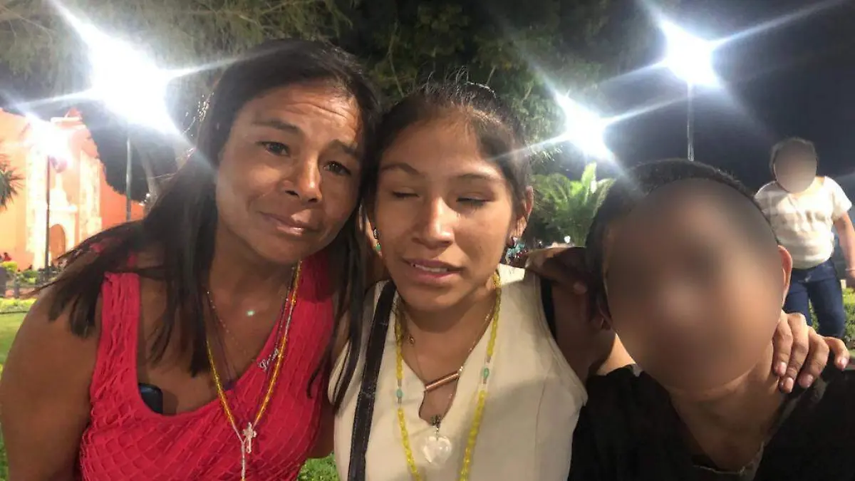 Luz-Edith-cantante-invidente-3