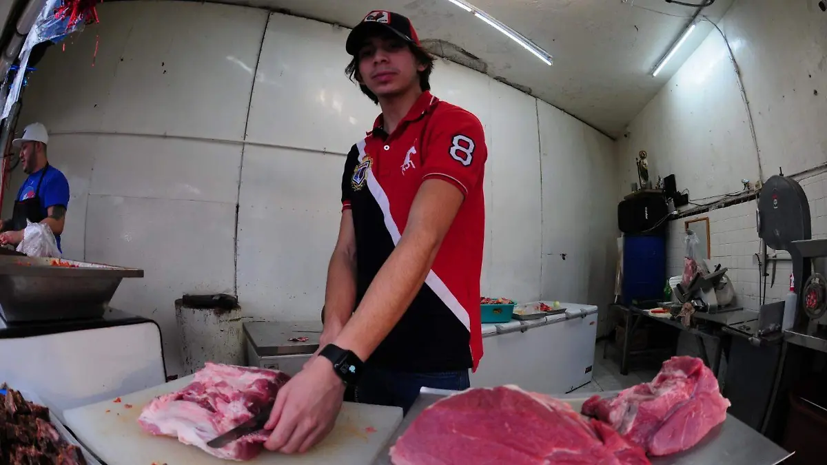 E.CAMACHO - POLLO - CARNE 1 [Erick - Carnicería Los Gallos]