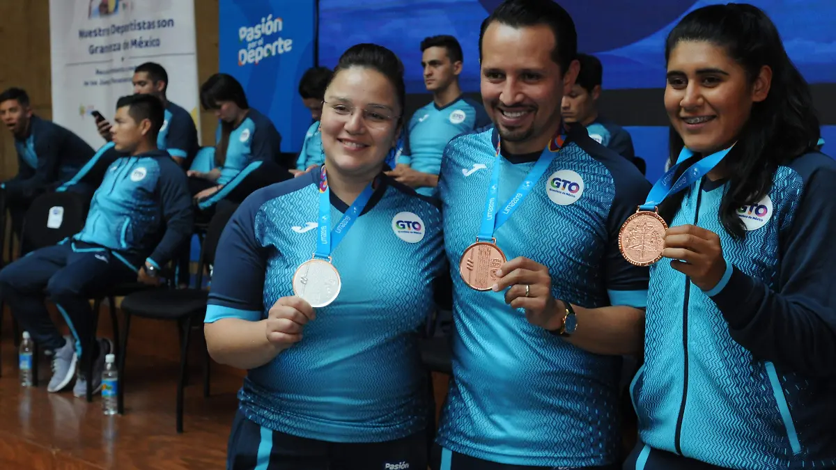 GGARCIA MEDALLAS (3)