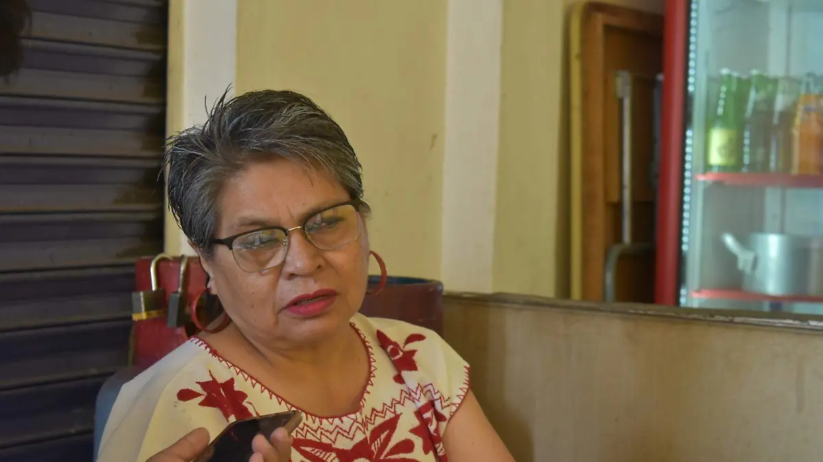 2 Josefina González