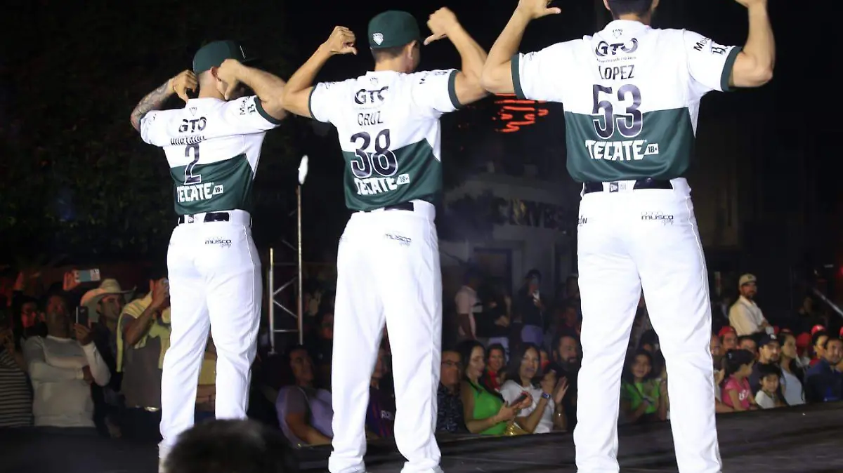 Presentación-uniforme-Bravos-2023-2