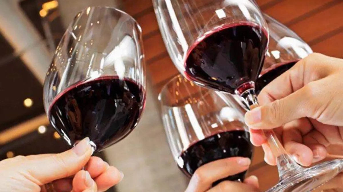 Jurado-popular-Concurso-de-vinos