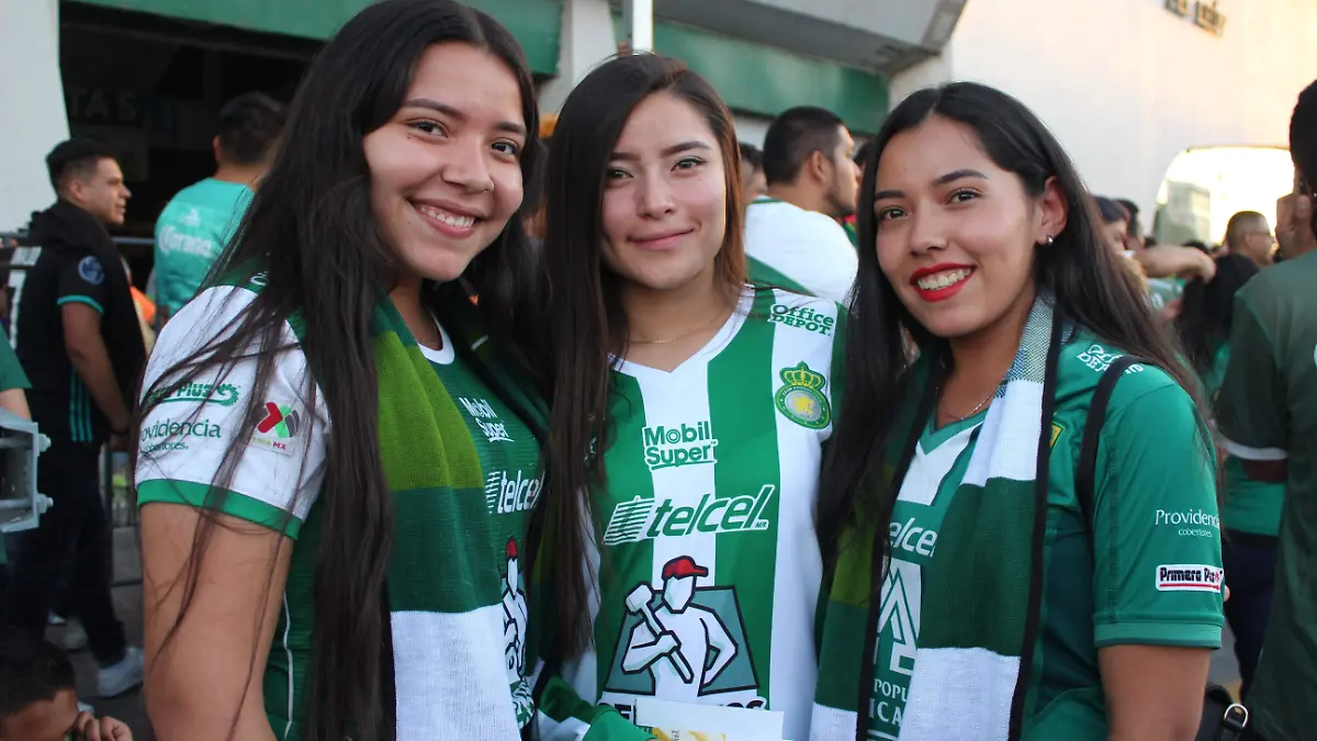 Pie 10  Elizabeth, Berenice y Miriam 
