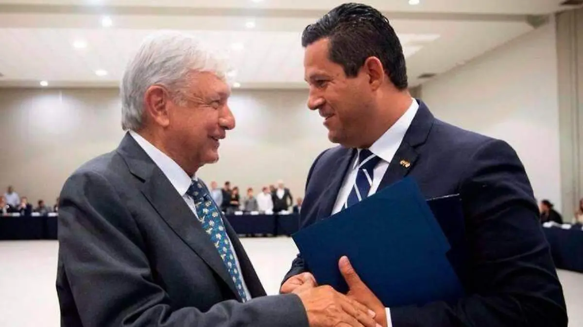 AMLO SINHUÉ HUACHICOL (1)