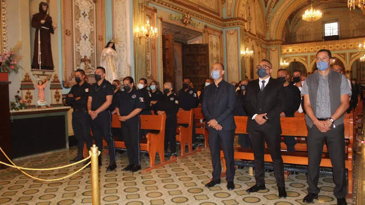 Cortesía Municipio Purísima del Rincón - PREMIAN A POLICÍAS  (1)