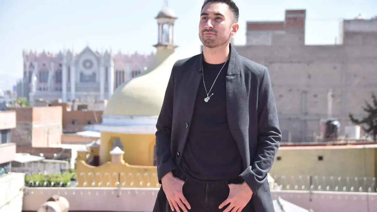 fercho reyes cantante leones (1)