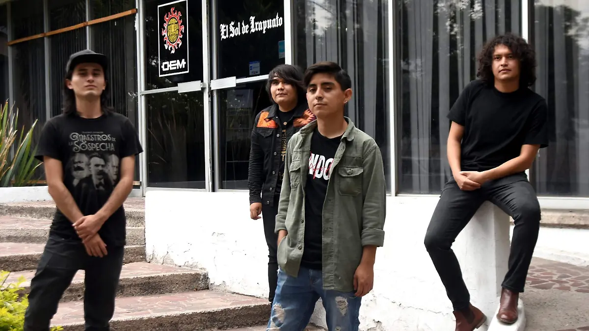 Grisly-la-revelación-irapuatense  (1)