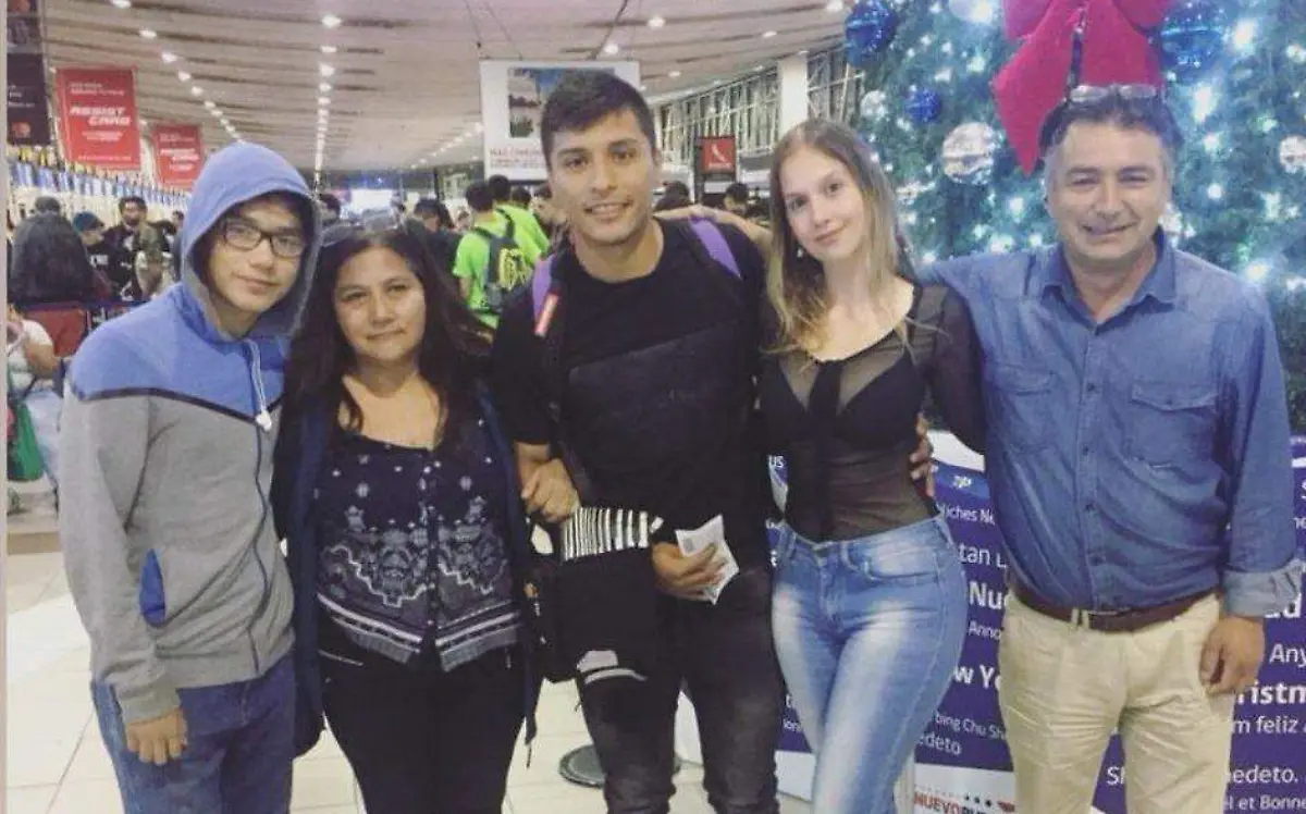 WhatsApp Image 2018-12-10 at 9.03.37 PM